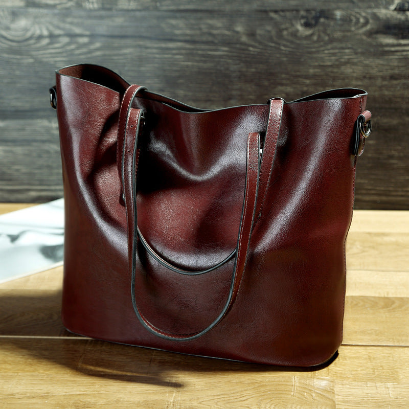Aurelian & Co. Women’s High-Capacity Leather Messenger Shoulder Bag – Stylish & Portabl