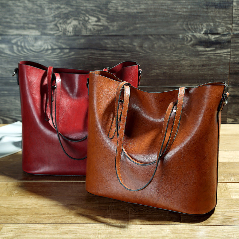Aurelian & Co. Women’s High-Capacity Leather Messenger Shoulder Bag – Stylish & Portabl