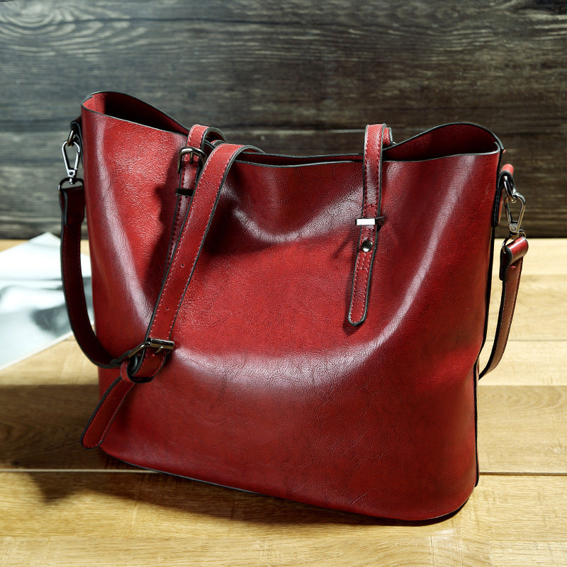 Aurelian & Co. Women’s High-Capacity Leather Messenger Shoulder Bag – Stylish & Portabl