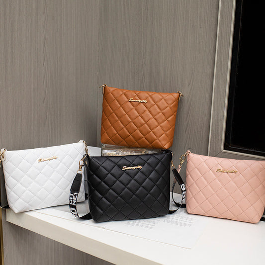 Aurelian & Co. Women's Quilted Messenger Bag – Trendy Crossbody Purse with Chain Strap & Diamond Stitch Design