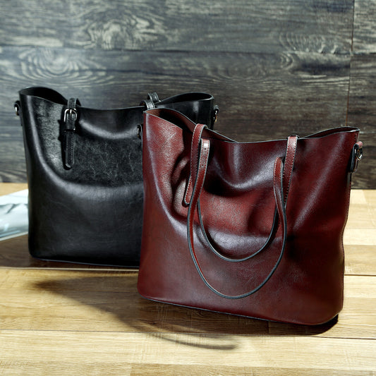 Aurelian & Co. Women’s High-Capacity Leather Messenger Shoulder Bag – Stylish & Portabl